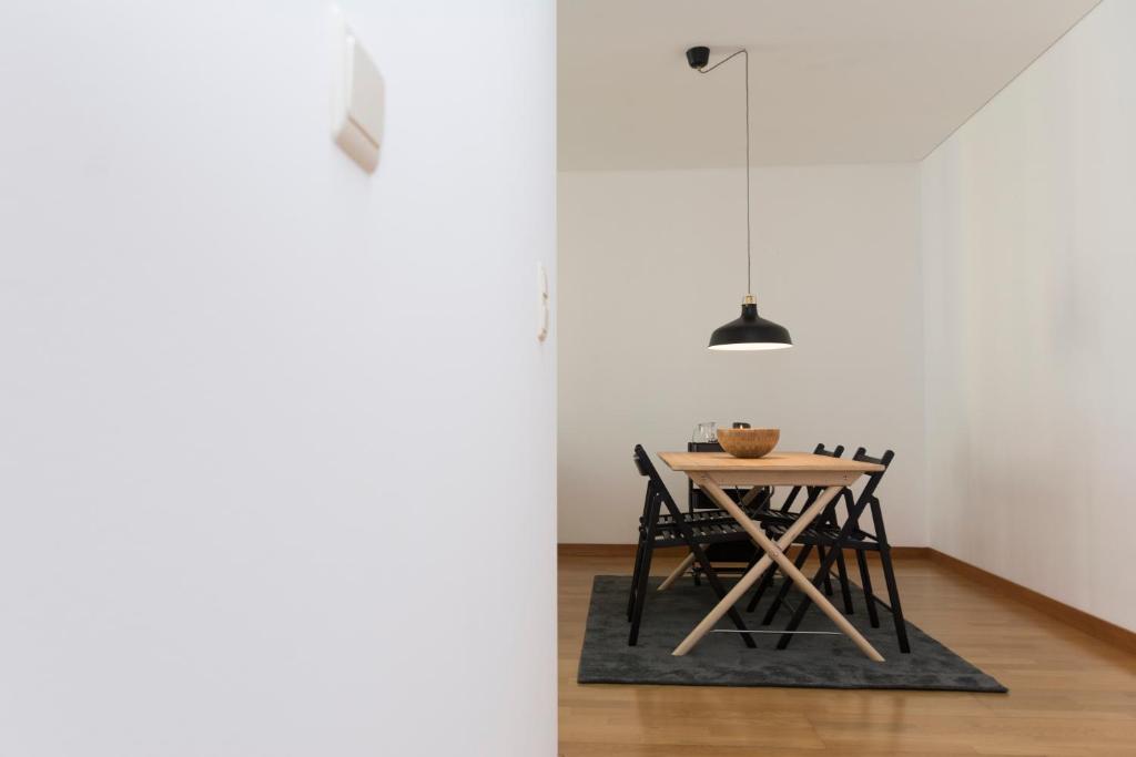 Cozy Ponta Delgada Apartment room 3